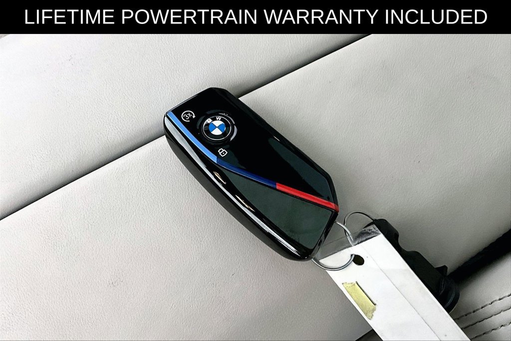 Used 2025 BMW X7 M60i AWD/4WD image 12