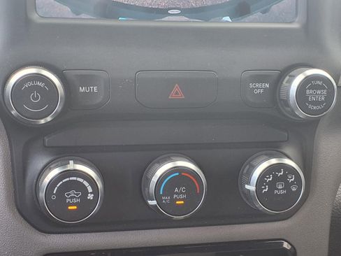 Used 2022 RAM 1500 Lone Star image 6