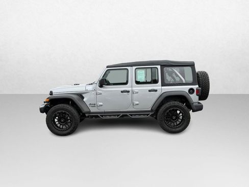 Used 2021 Jeep Wrangler Unlimited Sport image 2