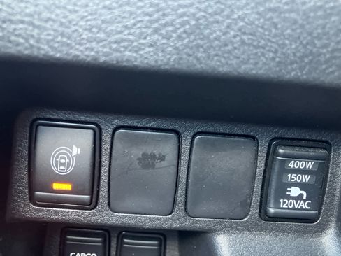 Used 2023 Nissan Frontier PRO-4X w/ Pro-4X Premium Package AWD/4WD image 15