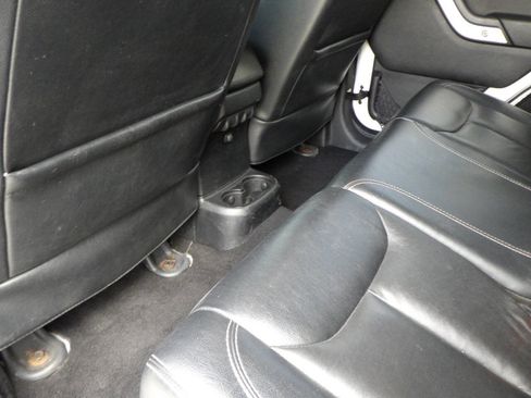 Used 2013 Jeep Wrangler Unlimited Sahara w/ Dual Top Group image 17