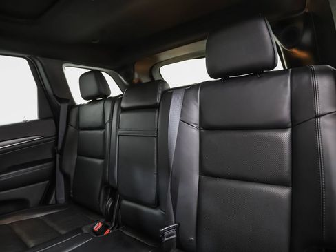 Used 2018 Jeep Grand Cherokee Limited w/ Luxury Group II AWD/4WD image 22