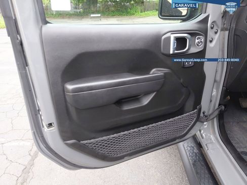Used 2023 Jeep Wrangler Unlimited w/ Cold Weather Group AWD/4WD image 17