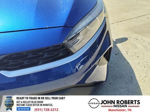 Used 2023 Kia Forte LXS image 11