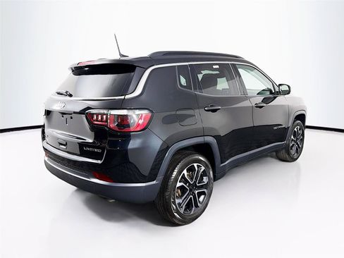 Used 2022 Jeep Compass Limited AWD/4WD image 11