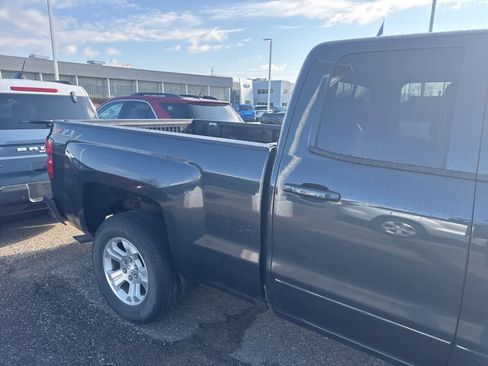 Used 2018 Chevrolet Silverado 1500 LT w/ All Star Edition image 21