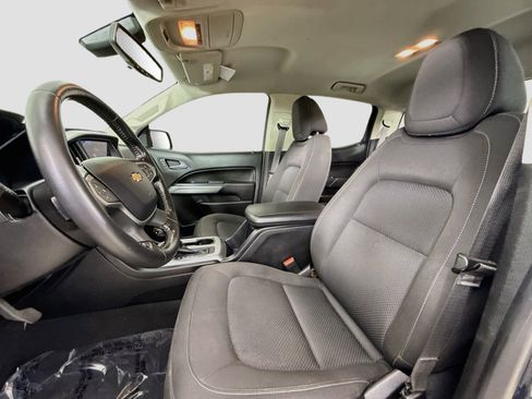 Used 2019 Chevrolet Colorado LT RWD image 21