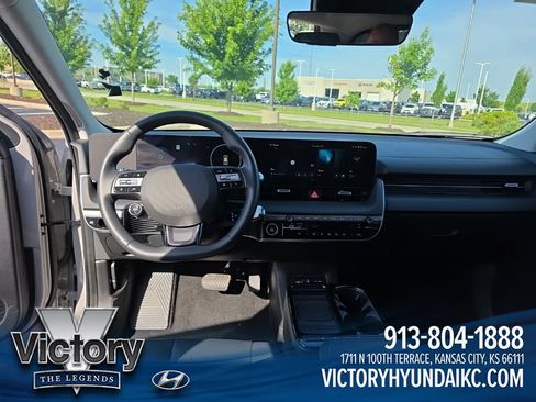 Used 2025 Hyundai Ioniq 5 SEL RWD image 18