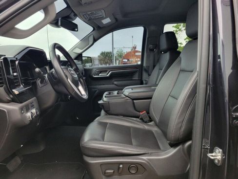 Used 2024 GMC Sierra 1500 SLT RWD image 18