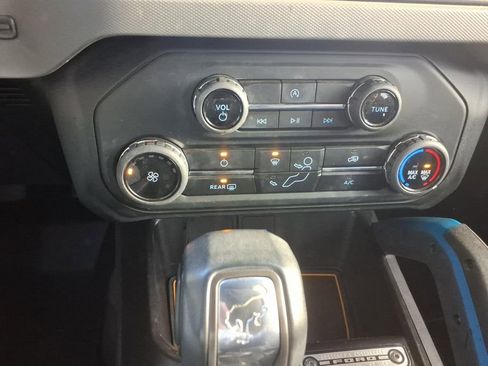 Used 2022 Ford Bronco Black Diamond w/ Sasquatch Package image 13