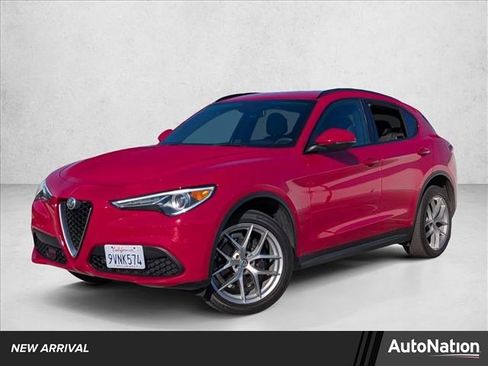 Used 2018 Alfa Romeo Stelvio Ti Sport image 1