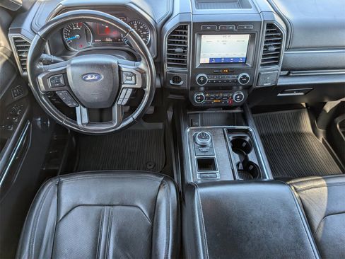 Used 2021 Ford Expedition Limited image 6