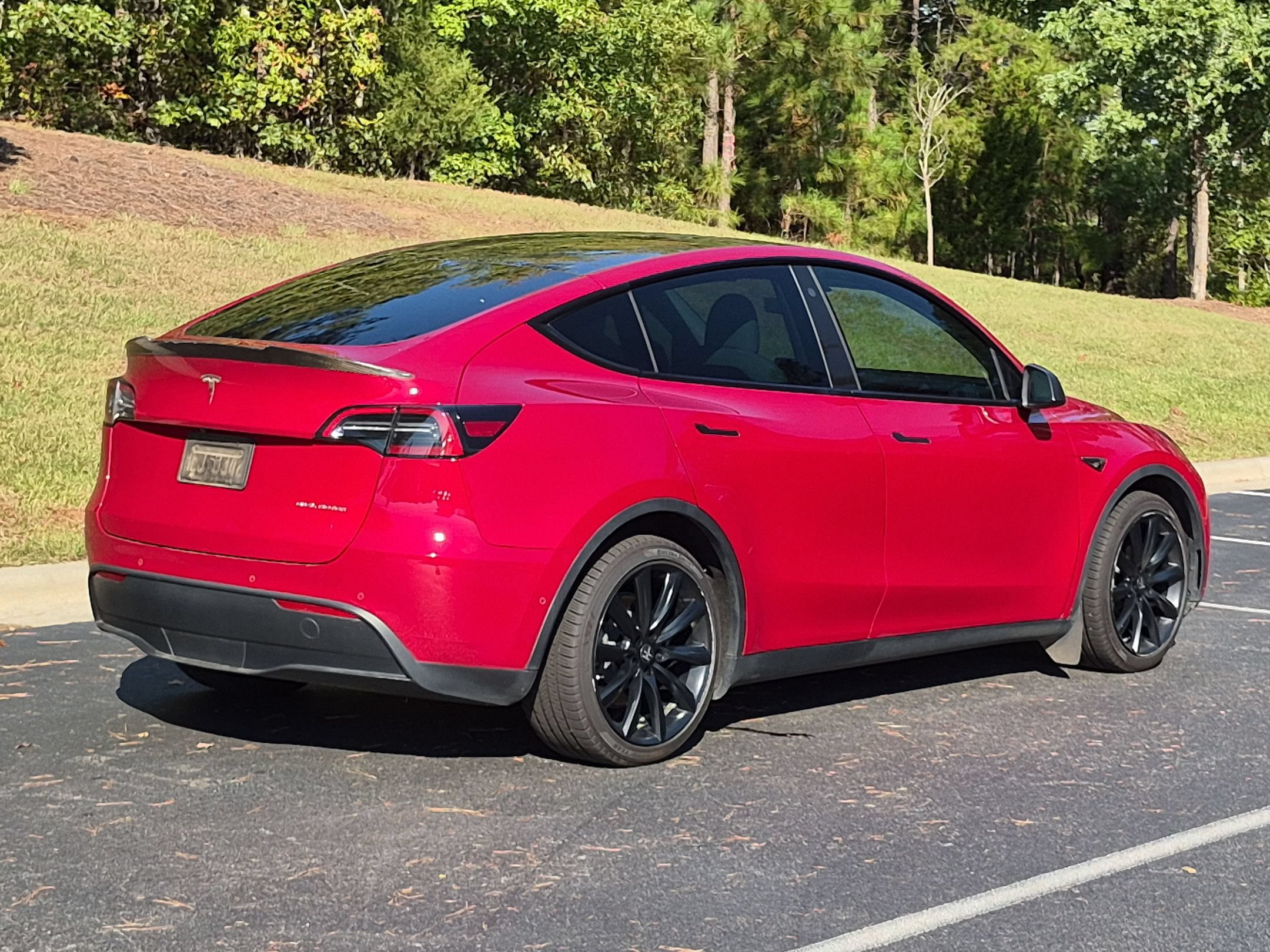 Used 2022 Tesla Model Y Long Range AWD/4WD image 20