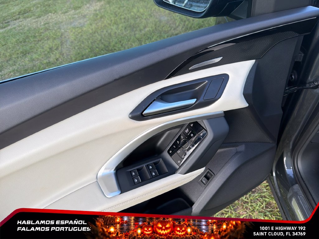 Used 2025 Audi Q5 Prestige AWD/4WD image 13