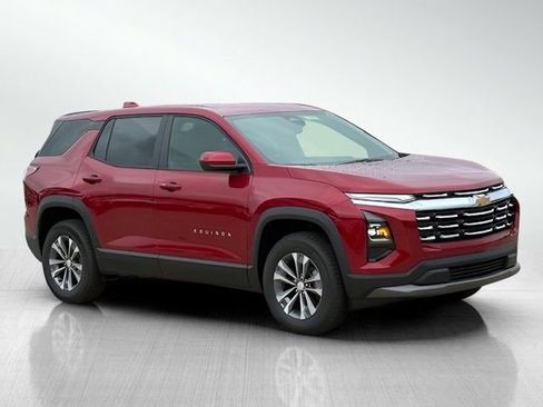 New 2026 Chevrolet Equinox LT w/ Convenience Package II image 3