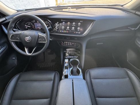 Used 2023 Buick Envision Essence image 11