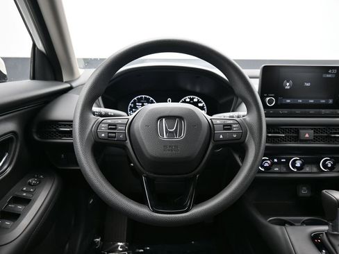 Certified 2025 Honda HR-V LX image 41