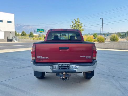 Used 2008 Toyota Tacoma PreRunner w/ SR5 Pkg #2 RWD image 4