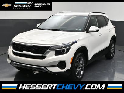 Used 2023 Kia Seltos S w/ Navigation Package