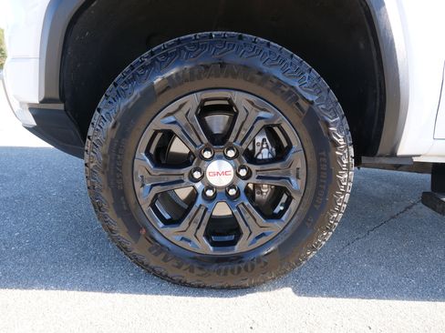 Certified 2023 GMC Canyon Elevation w/ Convenience Package image 14