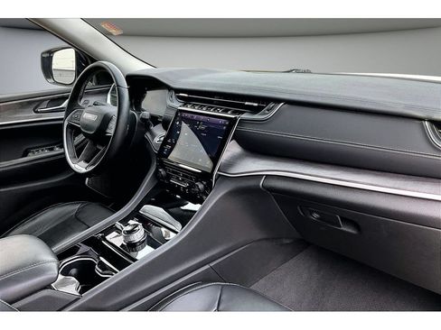 Certified 2022 Jeep Grand Cherokee Limited AWD/4WD image 47