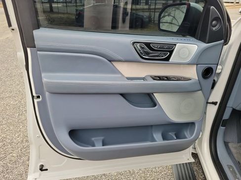 Used 2018 Lincoln Navigator Black Label w/ Cargo Package image 9