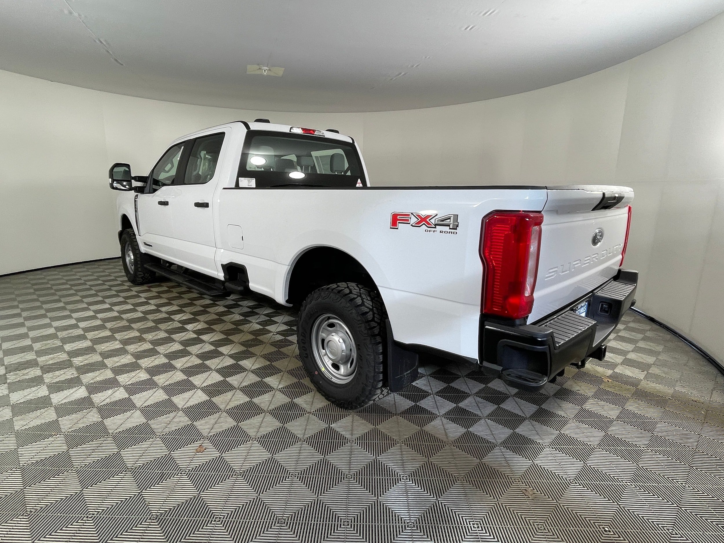 New 2026 Ford F250 XL w/ XL Off-Road Package AWD/4WD image 5