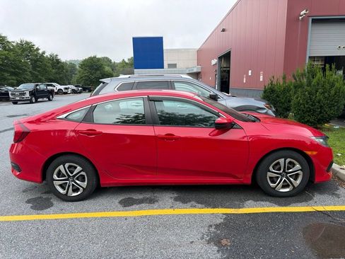 Used 2018 Honda Civic LX image 4