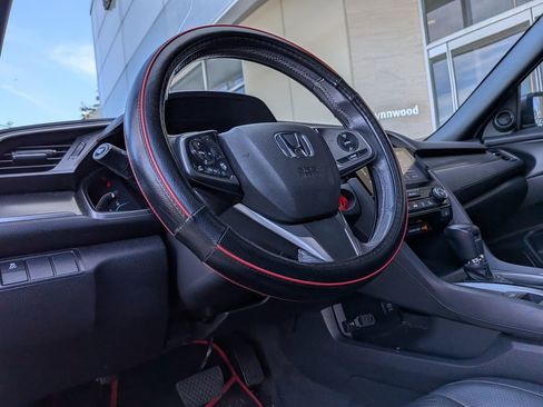 Used 2018 Honda Civic EX-L image 10
