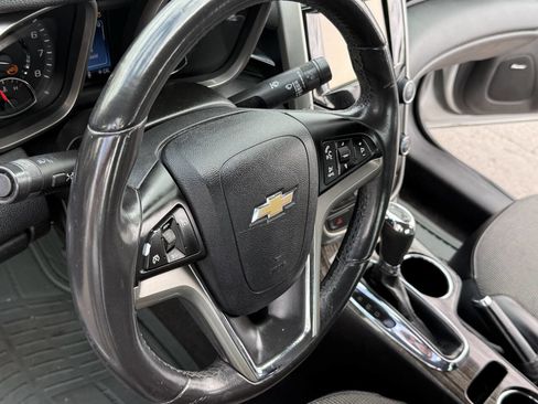 Used 2015 Chevrolet Malibu LT FWD image 9