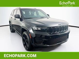 Used 2023 Jeep Grand Cherokee Altitude AWD/4WD video 1