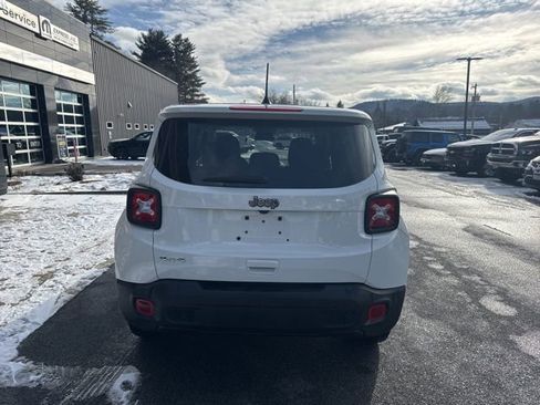 Certified 2023 Jeep Renegade Latitude image 5