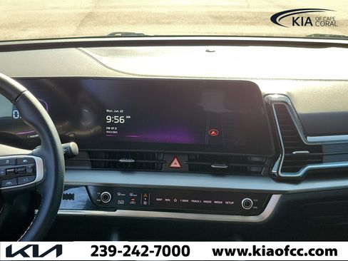 Certified 2025 Kia Sportage EX w/ Premium Package FWD image 18