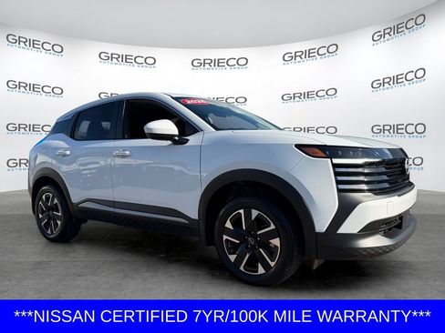 Certified 2025 Nissan Kicks SV AWD/4WD image 1