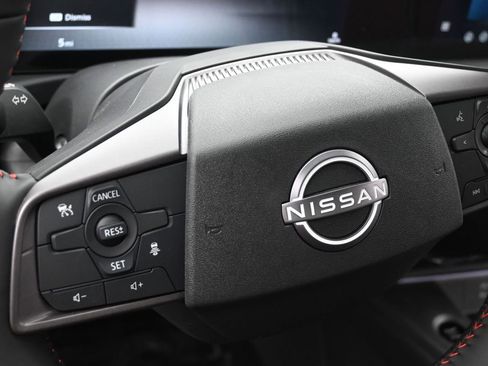 New 2026 Nissan Sentra SR w/ Floor Mat Package FWD image 12