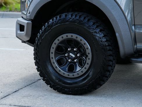 Used 2017 Ford F150 Raptor w/ Equipment Group 802A Luxury AWD/4WD image 13