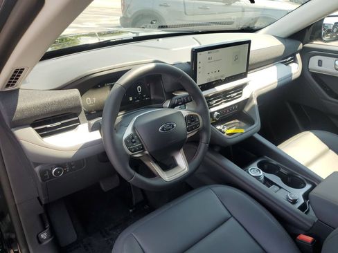 New 2026 Ford Explorer Active w/ Active Comfort Package AWD/4WD image 17