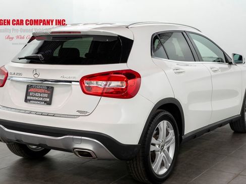 Used 2018 Mercedes-Benz GLA 250 4MATIC image 16