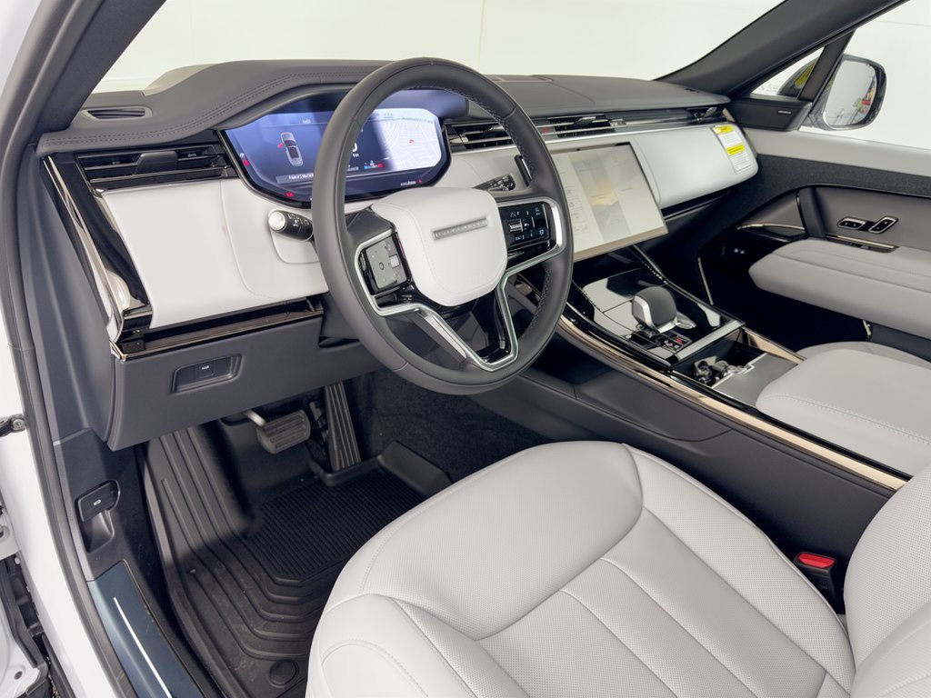 New 2027 Land Rover Range Rover Sport SE AWD/4WD image 4