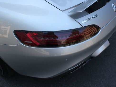 Used 2016 Mercedes-Benz AMG GT S image 14