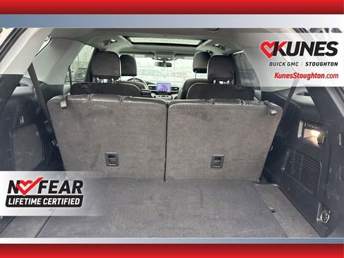 Used 2022 Ford Explorer Limited AWD/4WD image 15