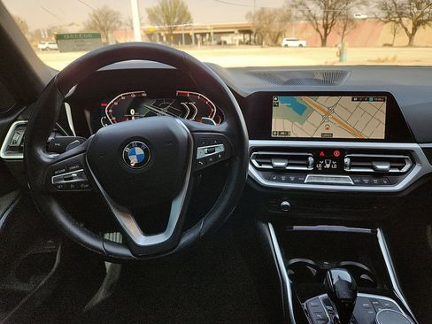Used 2019 BMW 330i Sedan w/ Convenience Package image 6