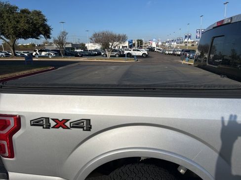 Used 2019 Ford F150 Lariat image 6