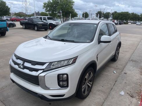 Used 2021 Mitsubishi Outlander Sport ES FWD image 1
