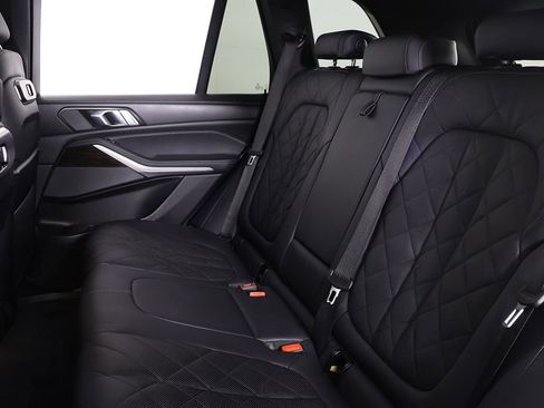 Used 2024 BMW X5 xDrive40i image 37