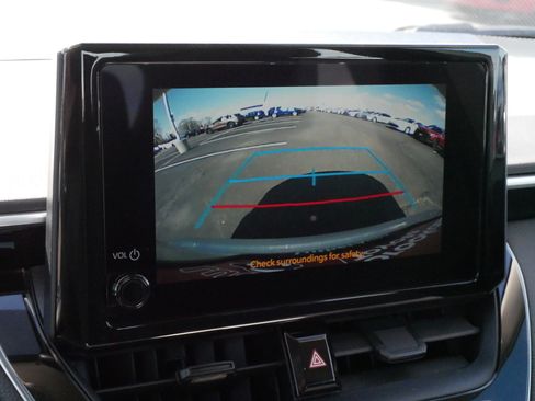 Used 2023 Toyota Corolla LE image 28