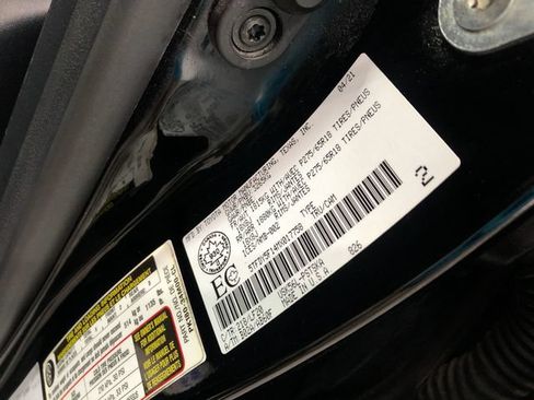 Used 2021 Toyota Tundra TRD Pro AWD/4WD image 32