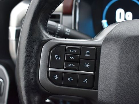 Used 2022 Ford F150 Lariat w/ Equipment Group 502A High image 18