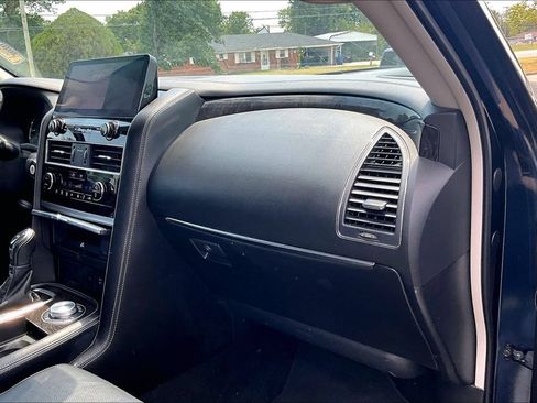 Used 2024 INFINITI QX80 Luxe AWD/4WD image 13