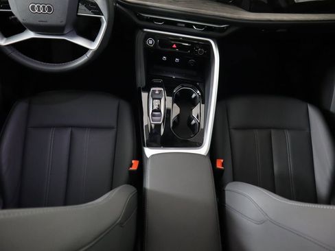 Used 2025 Audi Q5 Premium Plus image 18